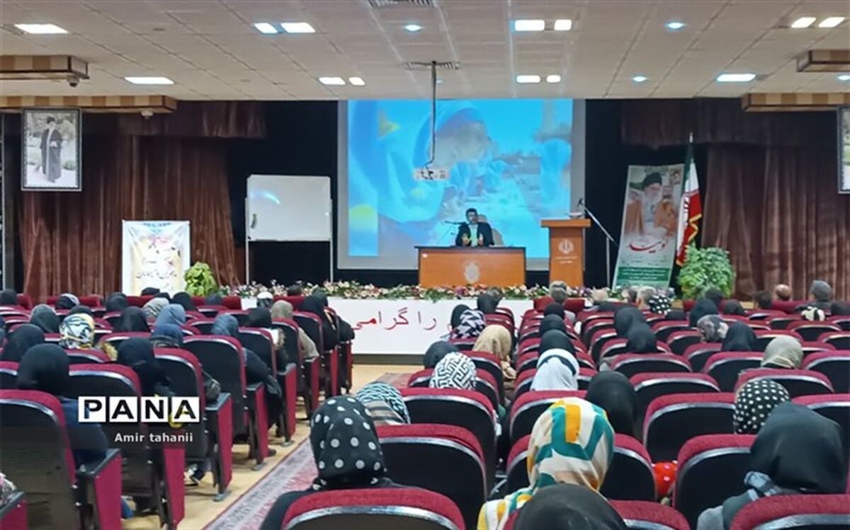 انجمن‌های اولیا و مربیان بازوان اجرایی مدیران مدارس هستند
