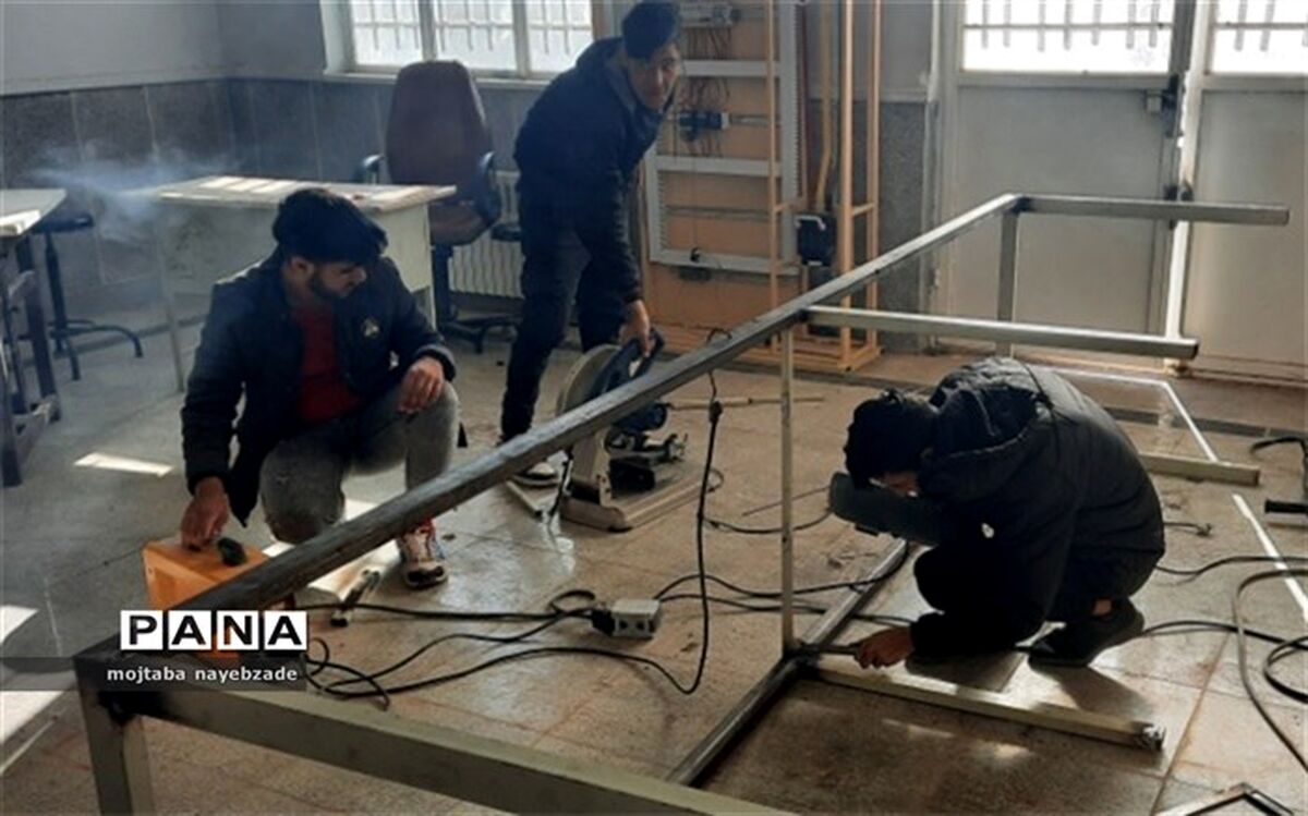 تربیت و تعلیم در میدان‌های واقعی صورت می‌گیرد