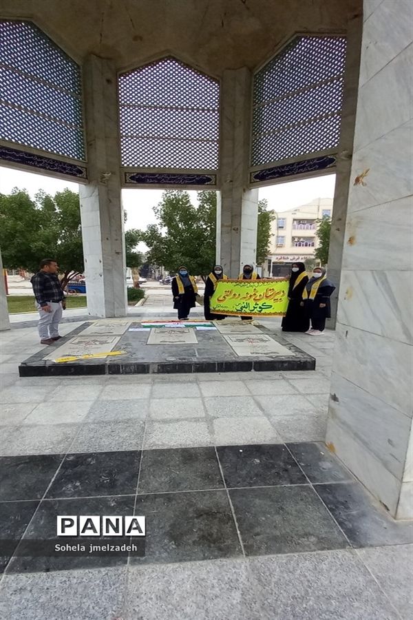 غبارروبی مزار شهدا توسط اعضای سازمان دانش‌آموزی شادگانی به‌مناسبت دهه بصیرت و مقاومت