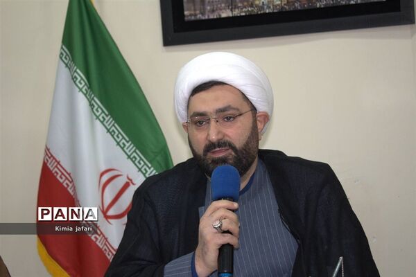 مراسم تودیع و معارفه رئیس اداره کتابخانه‌های عمومی شهرستان کوهسرخ
