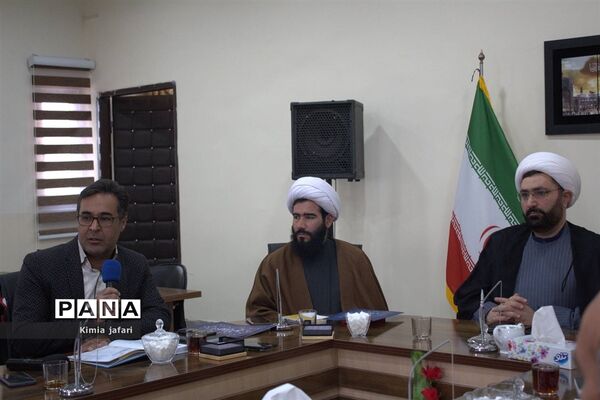 مراسم تودیع و معارفه رئیس اداره کتابخانه‌های عمومی شهرستان کوهسرخ