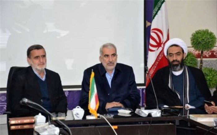 بررسی مسائل و مشکلات مدارس خمینی‌شهر با حضور وزیر آموزش و پرورش