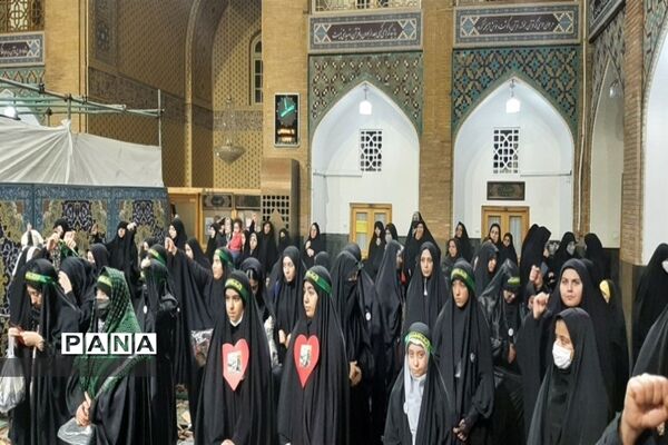 مراسم تقدیر از دانش‌آموزان برتر مراکز دار القرآن‌های آموزش و پرورش نواحی هفتگانه مشهد در حرم مطهر امام رضا (ع)