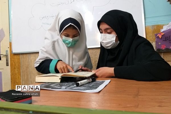 برگزاری امتحانات مرحله آموزشگاهی قرآن و عترت در رودهن