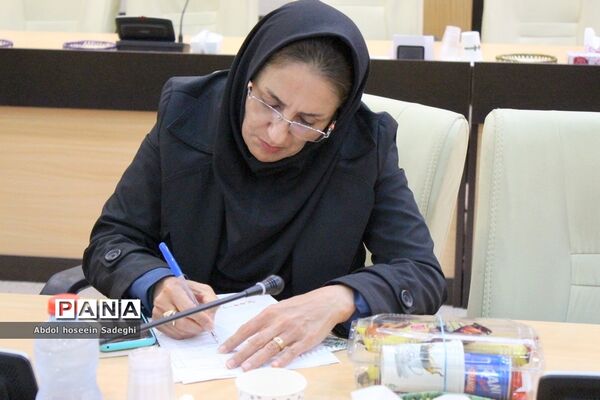 نشست خبری معاون هماهنگی امور اقتصادی استانداری بوشهر