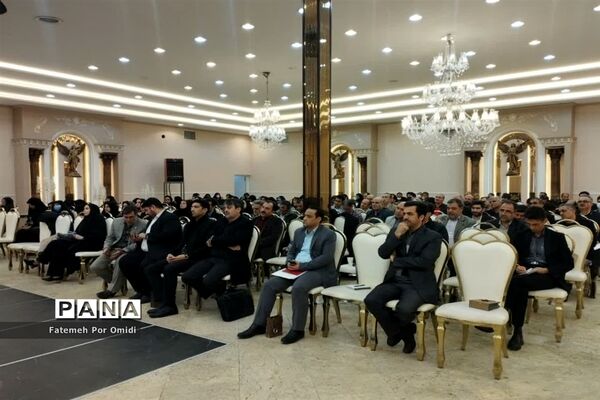 همایش روسای حوزه‌های اجرایی آزمون سراسری دی 1401شهرستان‌های استان تهران در اسلامشهر