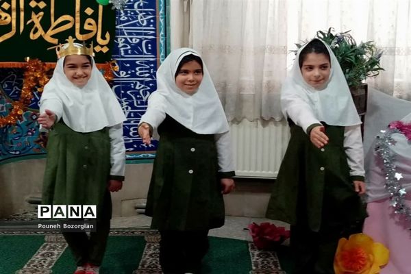 جشن حفظ سوره‌های قرآن کریم دانش‌آموزان آموزشگاه الله‌اکبر اسلامشهر