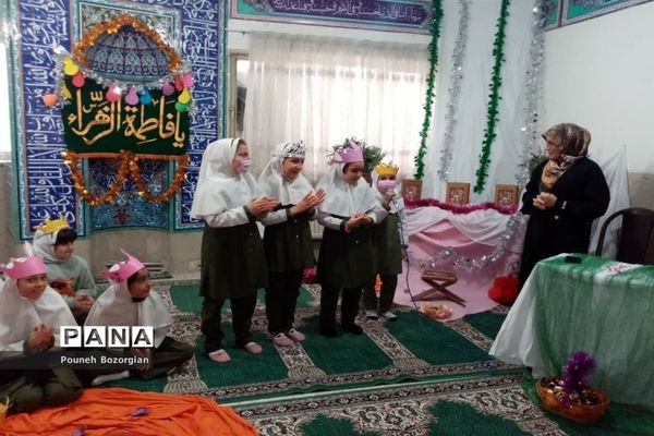 جشن حفظ سوره‌های قرآن کریم دانش‌آموزان آموزشگاه الله‌اکبر اسلامشهر