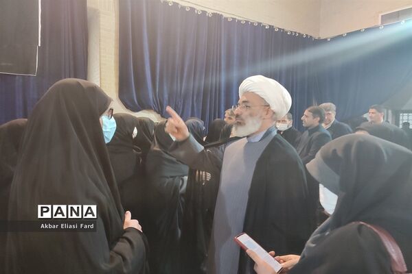 بازدید مدیرکل آموزش و پرورش شهرستان‌های استان تهران از شهر جدید پرند