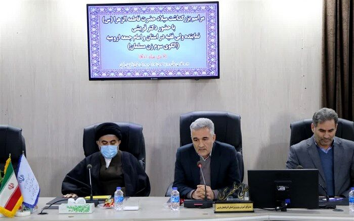 بانوان فرهنگی باید در زمینه جهاد تبیین پیشقدم و پیشرو باشند