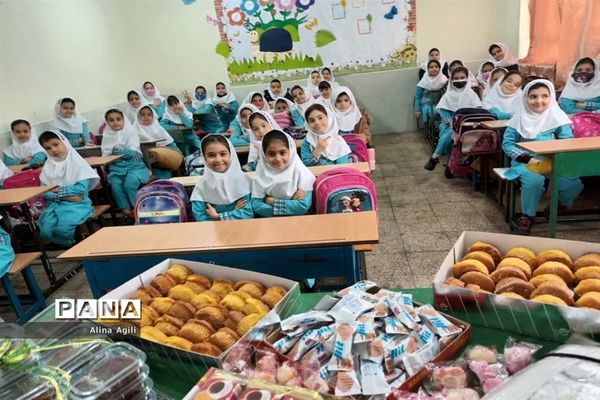 جشن میلاد حضرت فاطمه زهرا(س) درآموزشگاه مکتب الاحرار اسلامشهر