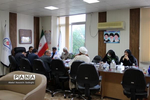 جلسه شورای هماهنگی تشکل‌های دانش‌آموزی استان بوشهر