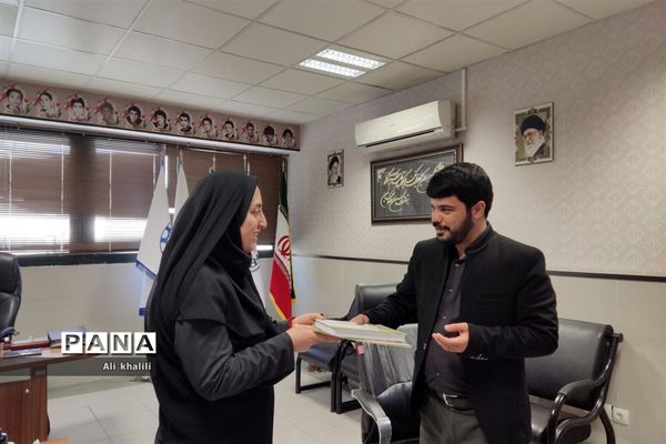 تجلیل از بانوان شاغل در سازمان دانش‌آموزی فارس به‌مناسبت بزرگداشت مقام زن و میلاد حضرت زهرا (س)