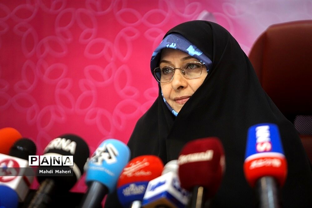 نشست خبری انسیه خزعلی معاون رئیس جمهوری