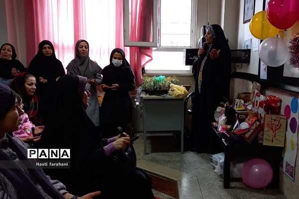 بزرگداشت حضرت فاطمه در‌ مدرسه آیت الله خامنه‌ای