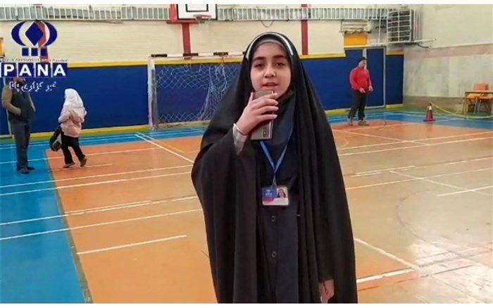 برگزاری مسابقه موشک‌های کاغذی در قم