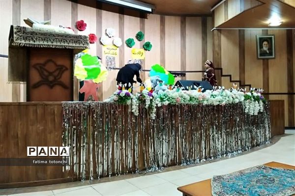 جشن میلاد حضرت زهرا(س) در کانون فرهنگی تربیتی حضرت زینب (س) ناحیه 3 شیراز