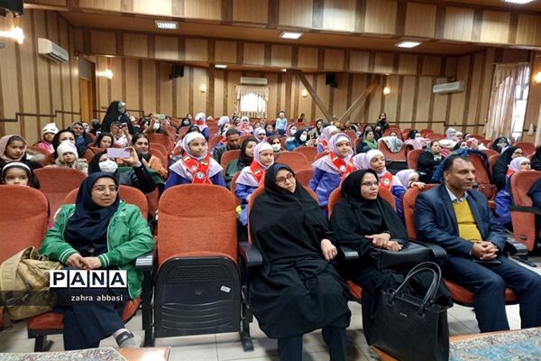 جشن میلاد حضرت زهرا(س) در کانون فرهنگی تربیتی حضرت زینب (س) ناحیه 3 شیراز
