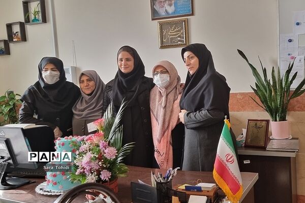 گرامیداشت میلاد حضرت فاطمه(س) و روز زن در دبیرستان امیرعلاقبند
