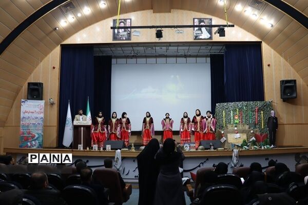 برگزاری یادواره شهدای فرهنگی و تجلیل از جانبازان وآزادگان آموزش و پرورش ناحیه 2 شهرری