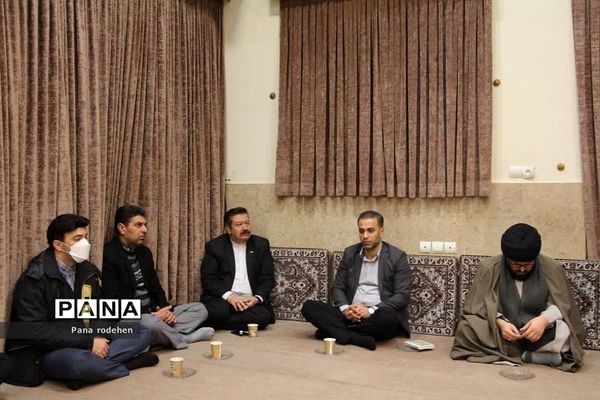 مراسم ولادت حضرت فاطمه(س) در دفتر امام جمعه رودهن