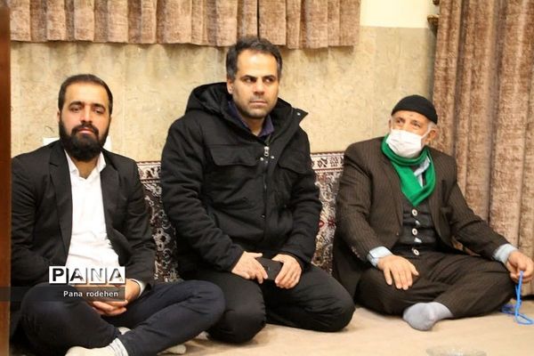 مراسم ولادت حضرت فاطمه(س) در دفتر امام جمعه رودهن