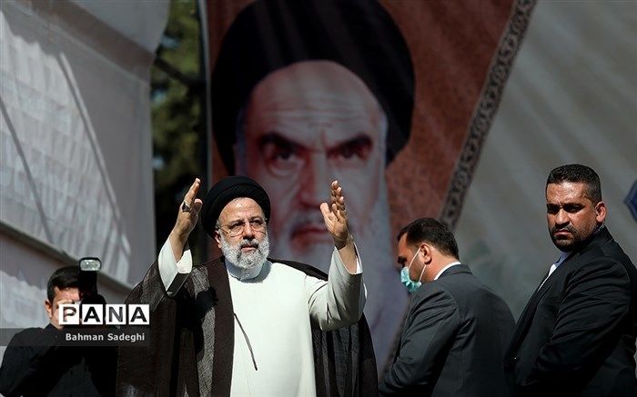 بهره‌گیری از مشارکت مردم، هنر و رمز موفقیت در دولت سیزدهم است