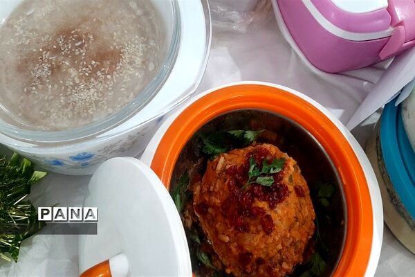 جشنواره غذا در آموزشگاه ام البنین خلیفه صفادشت