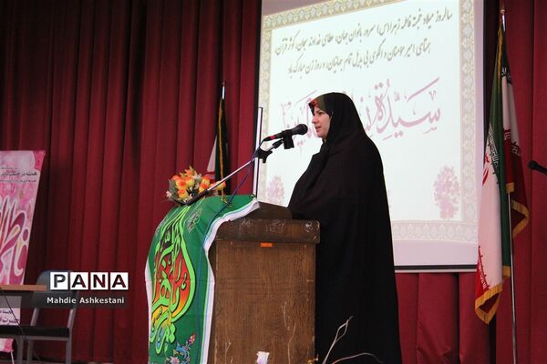 جشن میلاد کوثر با حضور خبرنگار ایرانی آمریکایی در نایین
