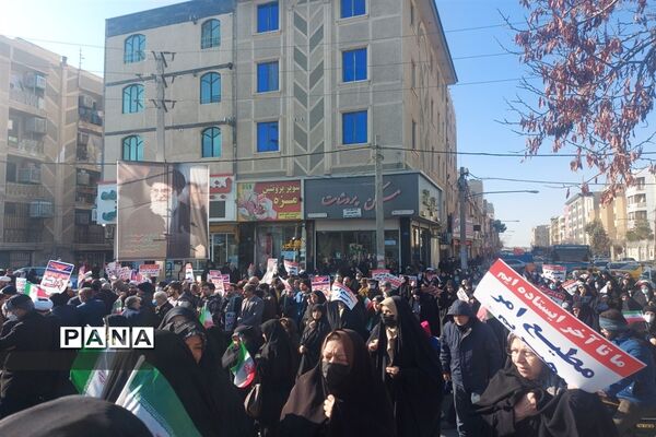 محکومیت اقدام موهن نشریه فرانسوی در نماز جمعه ملارد