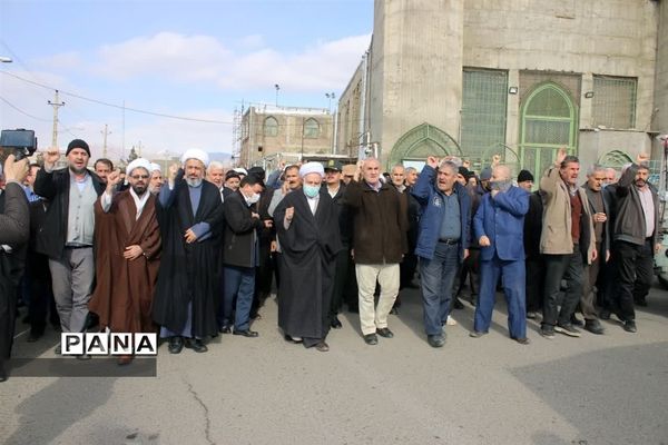 محکومیت توهین به رهبری و مرجعیت