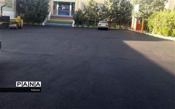 ادامه روند اجرای عملیات آسفالت‌ریزی در مدارس منطقه ۱۴