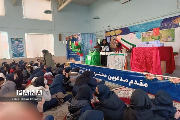 تجلیل از همسران و دختران شهدا و جانبازان همزمان با جشن میلاد حضرت زهرا(س) در شیراز