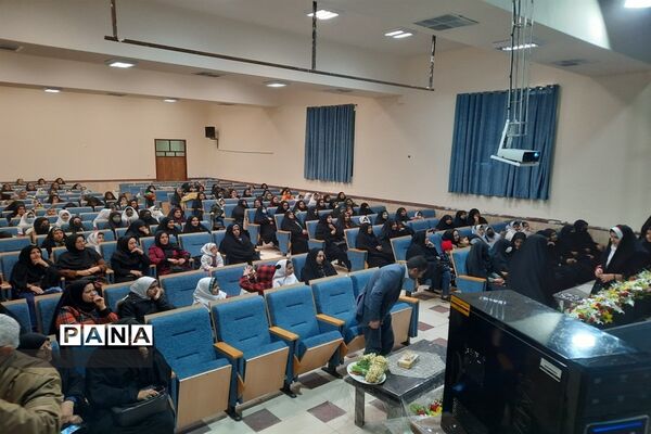 مراسم جشن سپاس مادر در ابرکوه