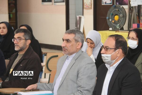 برگزاری گردهمایی کارشناسان تکنولوژی و گروه‌های آموزشی متوسطه قطب 3 استان خوزستان