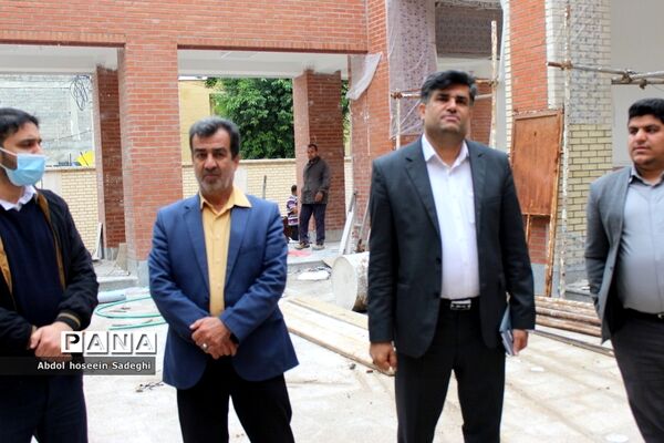بازدید خبرنگاران از مدرسه دوستان در بوشهر