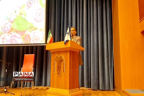 مراسم روز مادر دبستان احدیان در فرهنگسرای آریو مصلی نژاد