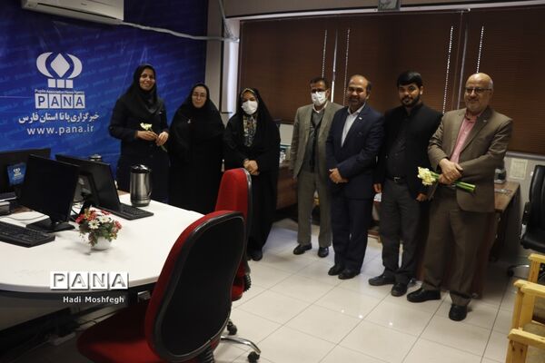 تجلیل از بانوان شاغل در حوزه  اداره‌کل آموزش و پرورش فارس
