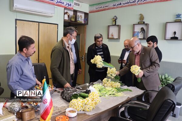 تجلیل از بانوان شاغل در حوزه  اداره‌کل آموزش و پرورش فارس