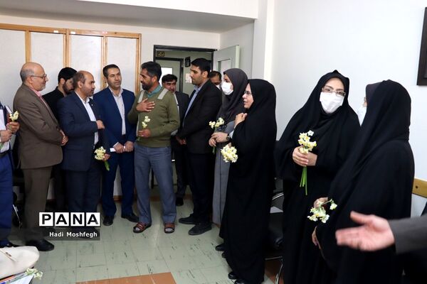 تجلیل از بانوان شاغل در حوزه  اداره‌کل آموزش و پرورش فارس