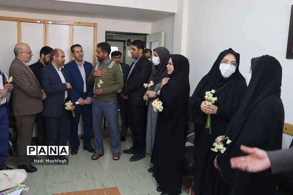 تجلیل از بانوان شاغل در حوزه  اداره‌کل آموزش و پرورش فارس