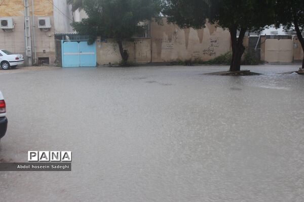 بارش باران و آبگرفتگی معابر در بوشهر