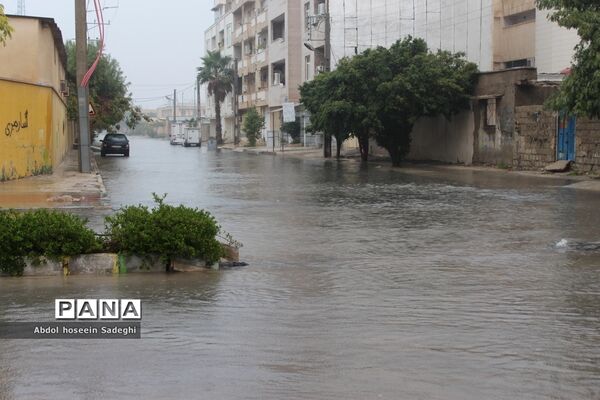 بارش باران و آبگرفتگی معابر در بوشهر