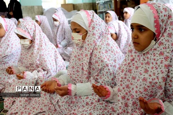 برگزاری جشن تکلیف مدارس آباده