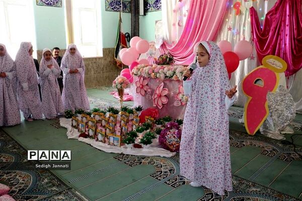 برگزاری جشن تکلیف مدارس آباده