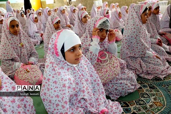 برگزاری جشن تکلیف مدارس آباده