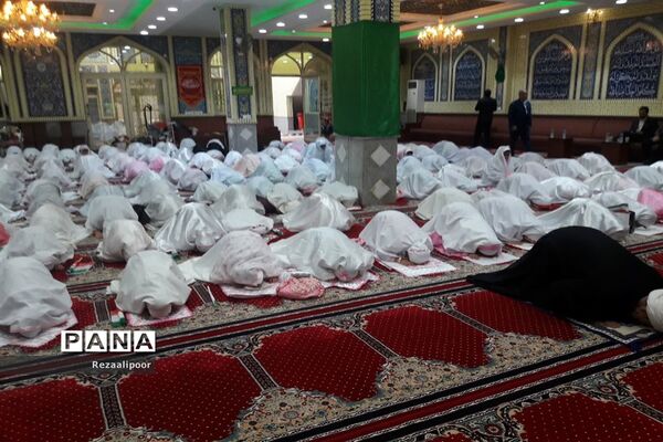 برگزاری مراسم جشن تکلیف دختران فاطمی در کارون