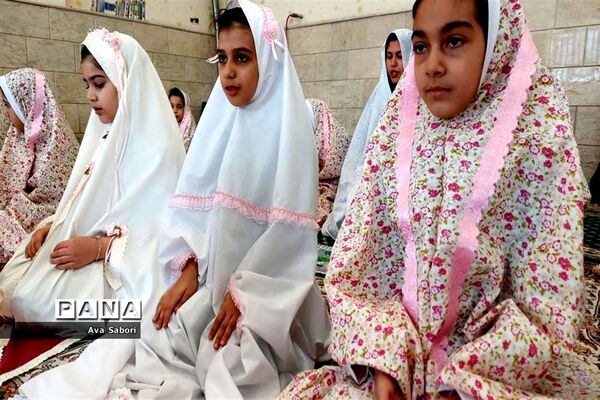 مسجد امام حسن (ع) آباده میزبان جشن تکلیف نه ساله‌ها