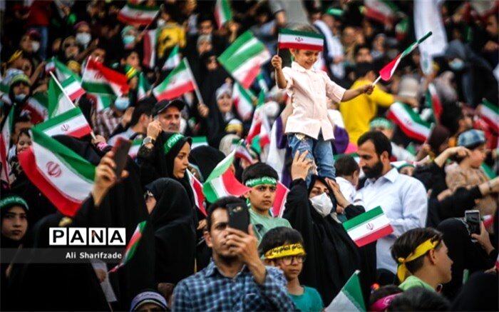 تمرکز بر رسانه برای اصلاح و اثرگذاری بر نسل جوان لازم است