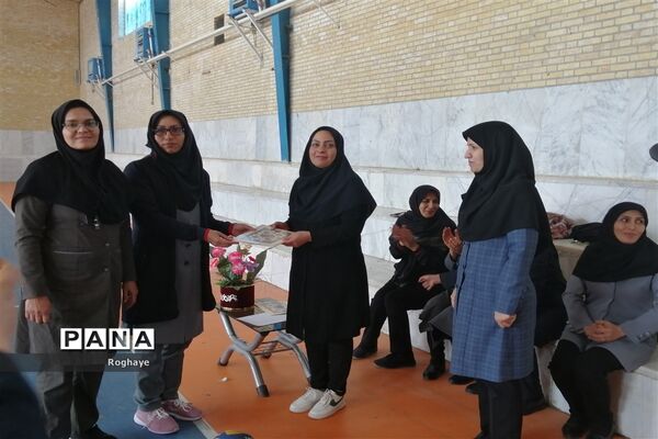 برگزاری مسابقات ورزشی بین مسئولان بانوان ادارات شهرستان خاتم
